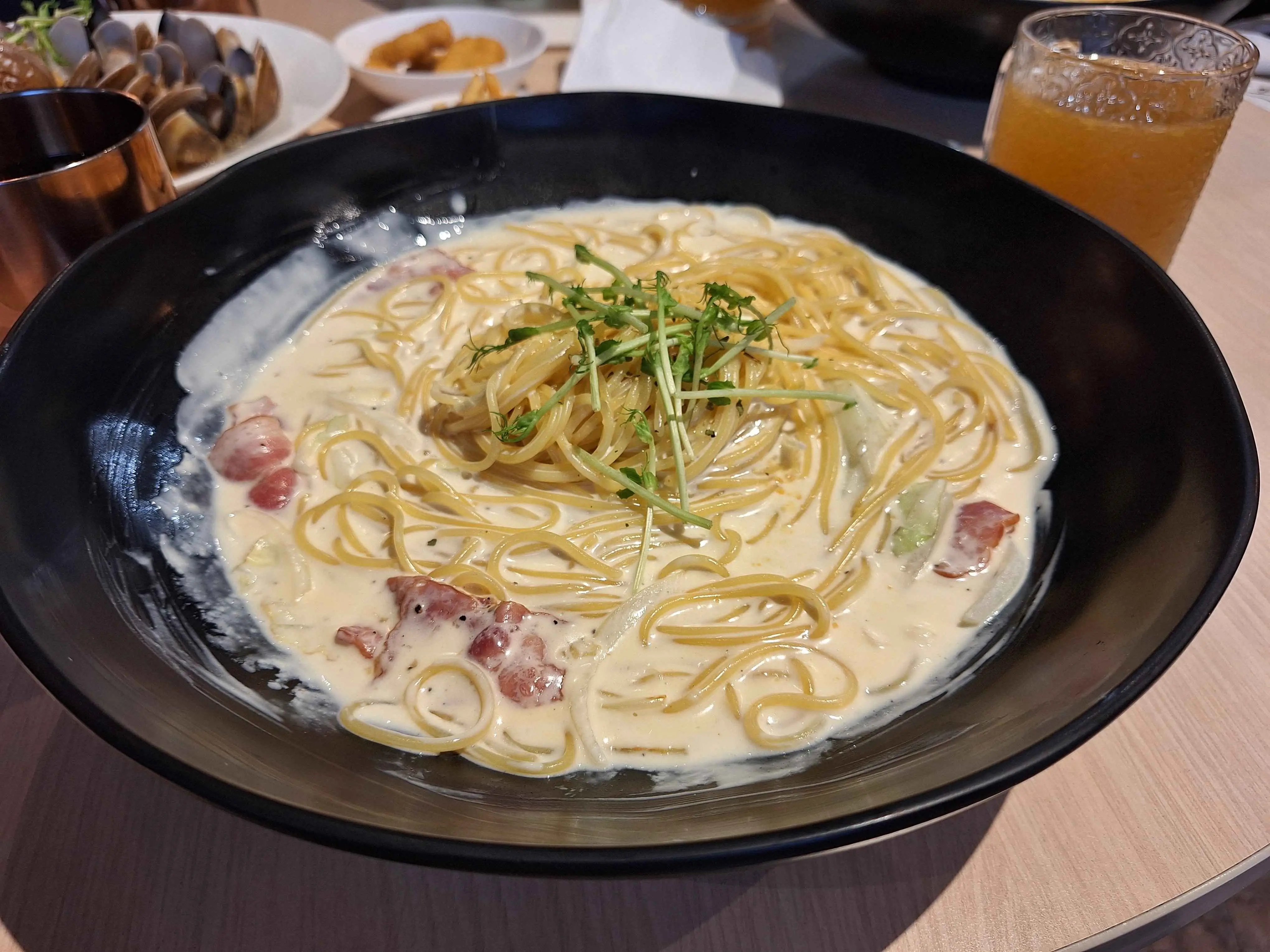 光司DATE煙燻培根義大利麵